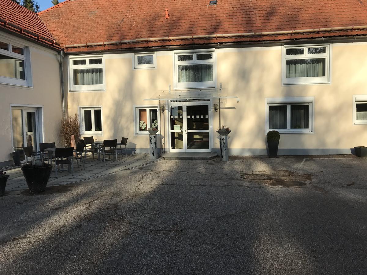 Waldgasthof St.Wolfgang Sinning Exterior photo